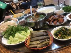 -岩保农家乐