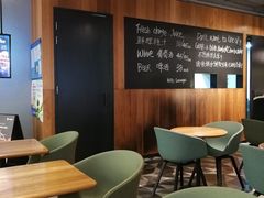-Wagas沃歌斯(百盛优客店)