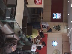 大堂-李先生牛肉面大王(营口大润发店)