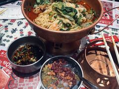 -成都你六姐·牛肉冒菜·麻辣香锅(长泰广场店)
