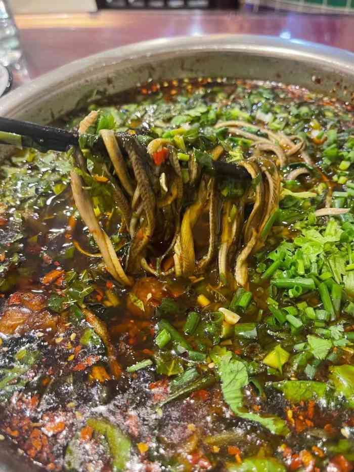 临江鳝丝·庆利饭店-"这家饭店做的鳝鱼在乐山地区是很多好吃嘴儿.