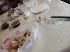 片皮鸭包饼-晶牌烤鸭(延吉东路557弄小区店)