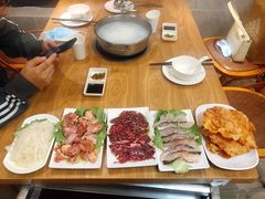 -吉友粥底火锅(方斜路店)