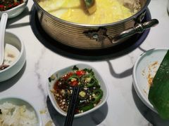 -六少·猪肚包鸡火锅(卓悦INTOWN店)