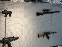 -都市枪神实弹射击俱乐部