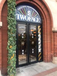 -TWOFACE 双面理发馆