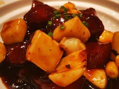 墨鱼红烧肉-HOMES上海本帮菜(襄阳公园店)