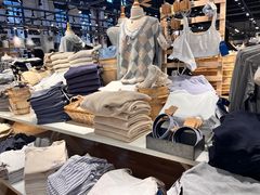 -Brandy Melville
