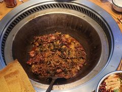 -山里屯铁锅炖·东北菜(康桥店)