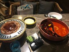 -三人行骨头王火锅(长寿店)