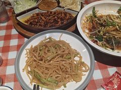 -老郑家东北春饼(龙悦居店)