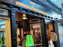 -BUTTERFUL&CREAMOROUS 黄油与面包(西单大悦城店)