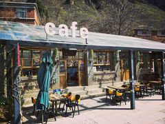 -百里峡七彩艺术小镇