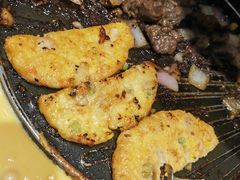 -山野的朋友露营炭火烤肉