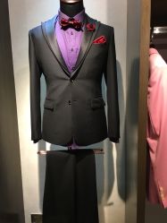 -优刻西服西装定制(金轮国际广场店)