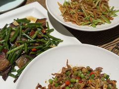 -佬湘楼·27年湘菜(天河都市广场店)