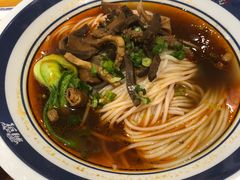 -霸蛮湖南菜·牛肉粉(荣京西街店)