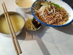 -镇南锅盖面馆(解放路店)