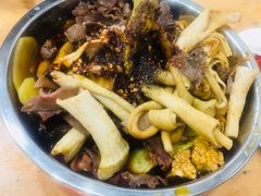 -雷祖芳老妈蹄花店