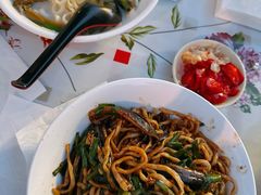 -三百碗宝应长鱼面(板仓街店)