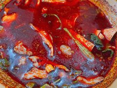 蘑菇-老字号杨坡红油米线腊汁肉夹馍(东四道巷店)