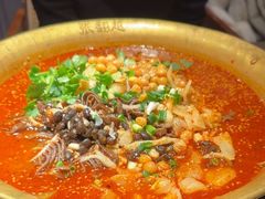 -张翻越·川渝冒菜·武汉黑鸭煲(城北万象城店)