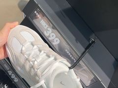 -东荟城名店仓