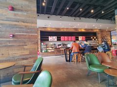 -星巴克臻选(武汉经开永旺梦乐城店)