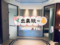 -西双版纳融创皇冠假日度假酒店