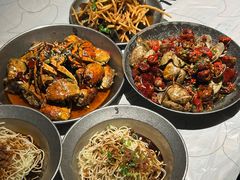 -巴厘龙虾·榜首油焖大虾(音乐学院·沿江酒馆店)