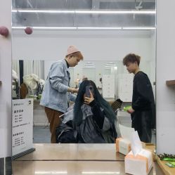 -茶发Salon·烫发染发理发