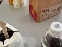 -麦当劳(上海虹桥站30B检票口楼上)