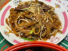 避风塘干炒牛河-憶廟街 X 沙角邨(太古城店)