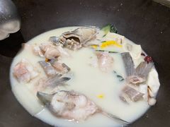 -鲜潭蒸汽石锅鱼(万象前海店)