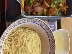 -哇蛙牛功夫面渝都料理(龙阳广场店)