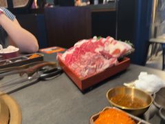 -铭牛烧肉·和牛海鲜自助(高新月牙湖店)