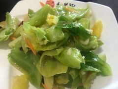拌甘蓝-和兴记牛肉火勺·羊汤(于洪广场店)