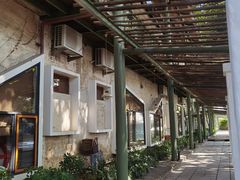 -喜洲吧·江畔老船厂·庭院餐厅(喜临院店)