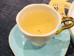 -燕庭·纯燕窝·甜品下午茶(南京西路店)