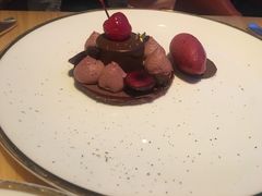 -迪拜帆船酒店海底餐厅