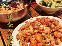 -一棠龙虾•王牌虾球(光谷天地店)