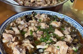 Stone Snail and Pork Rib Stew