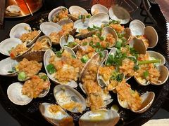 -何师烧烤Pro ·江湖川菜·小龙虾·精酿(太古里旗舰店)