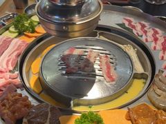 -哈哈碳都·牛肋条无限自助烤肉(宝龙店)