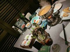-鼎鼎香·港式火锅(北京SKP店)