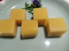豌豆黄-味+新京宴·烤鸭·北京菜(创意谷店)