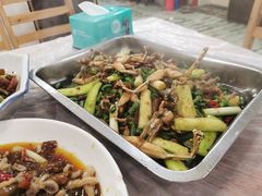 -七妹特色大排档(两路店)