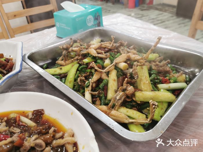 七妹特色大排档(两路店)图片