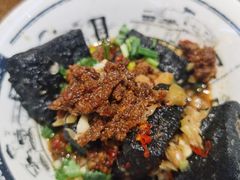 -黑白电视长沙小吃(悦汇城店)