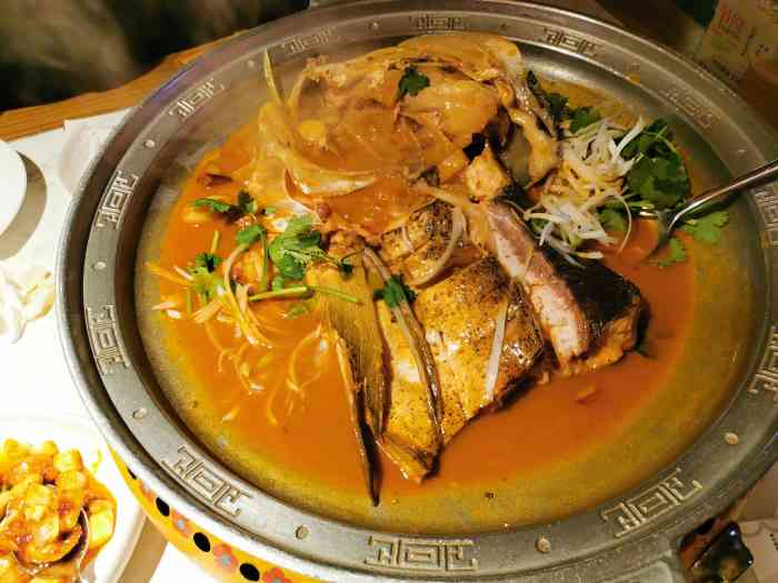 新开在槐安路与富强大街交叉口的店面积超大1到4层